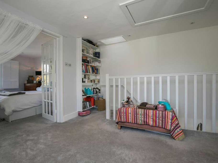 Gorgeous House Near Windsor & River Thames * Datchet